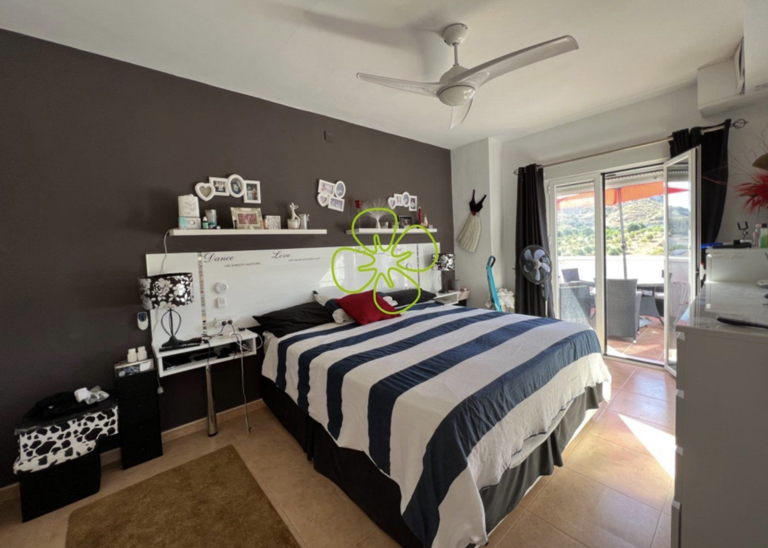 Villa Cedro — Villa for sale in Arboleas