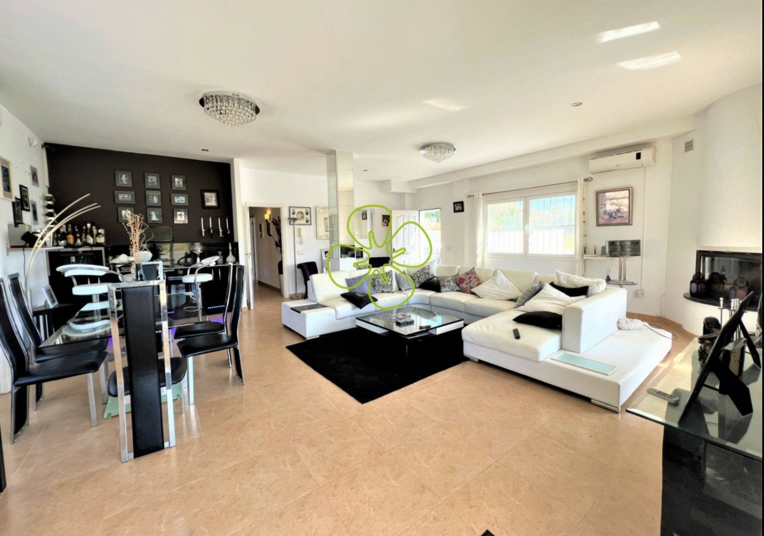 Villa Cedro — Villa for sale in Arboleas