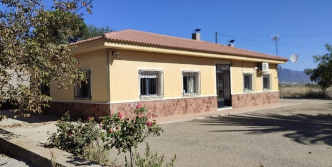 Villa in Armuna, Spain,
