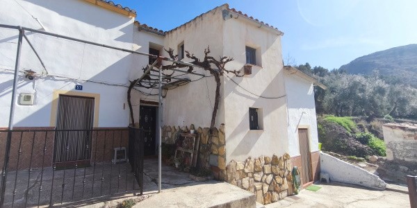 Village Property – Cuenca