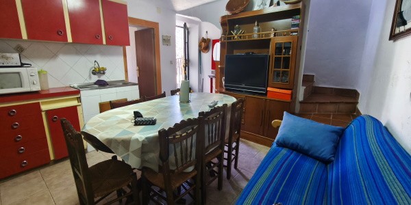 Village Property – Cuenca