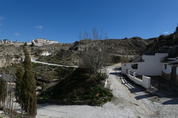 Cave House – Galera