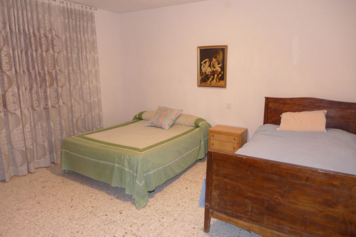 Village Property – Galera