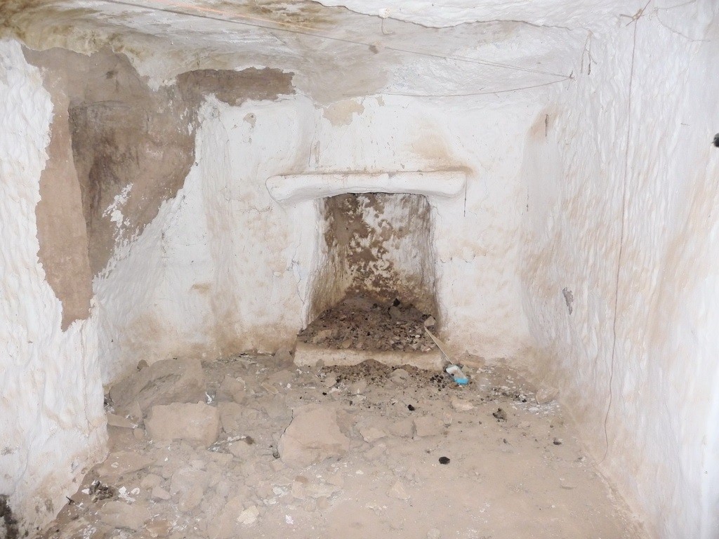 Cave House – Freila