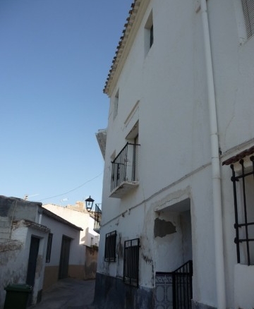 Village Property – Zujar