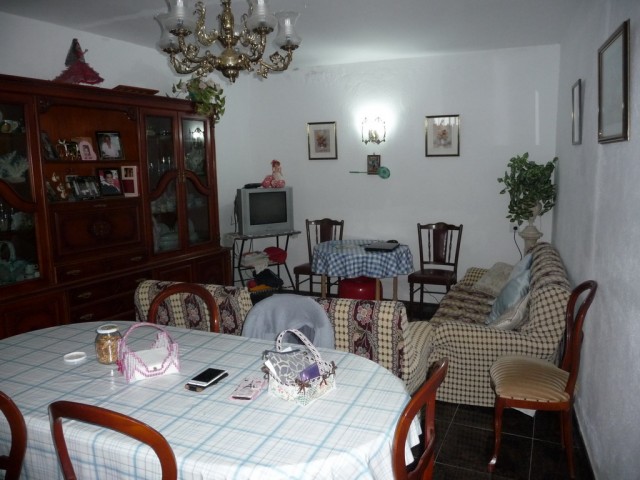 Village Property – Zujar