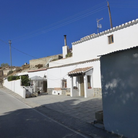 Cave House – Puente Arriba
