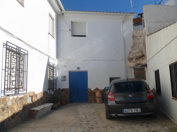 Cave House – Freila