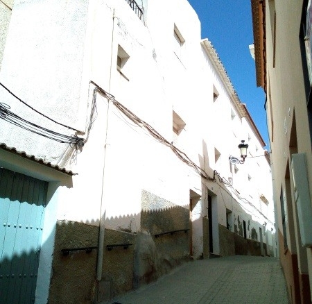 Village Property – Urracal