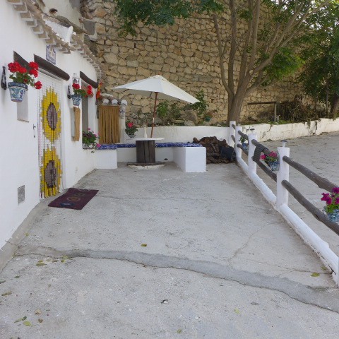 Cave House – Galera