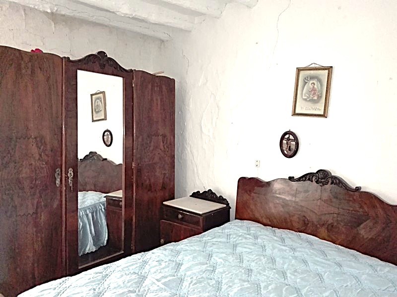 Village Property – Somontin