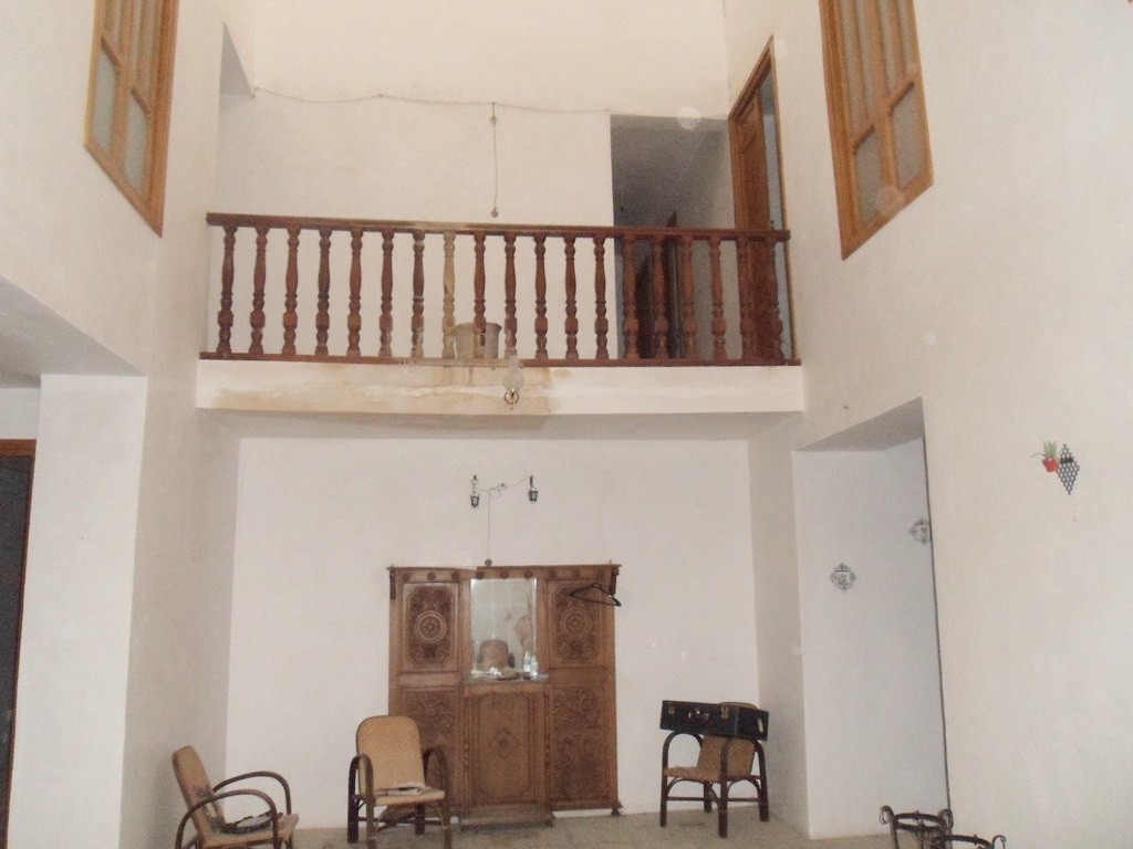 Village Property – Campo Camara