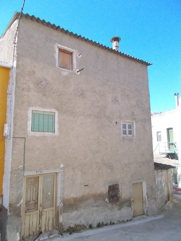 Village Property – Zujar