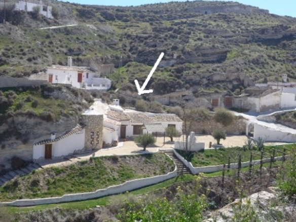 Cave House – Galera