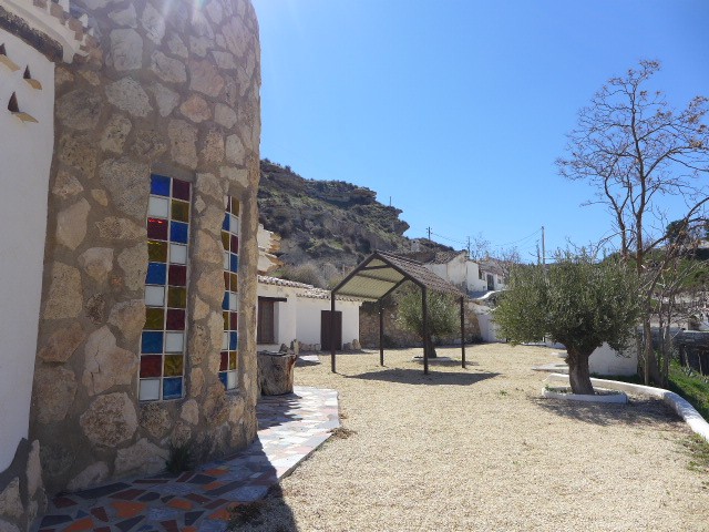 Cave House – Galera