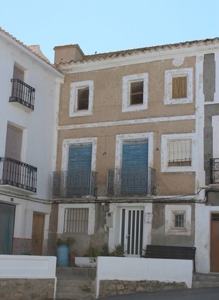 Town House – Seron