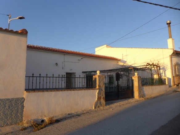 Cave House – El Margen