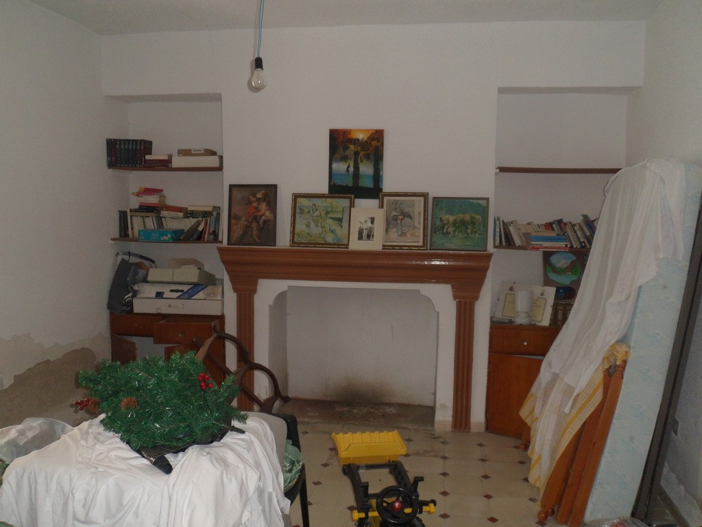 Village Property – Campo Camara