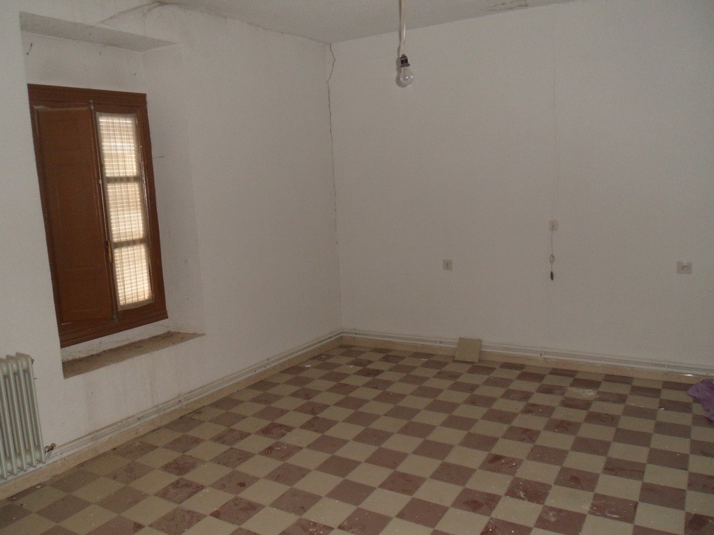 Village Property – Campo Camara