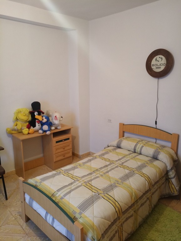 Town House – Baza