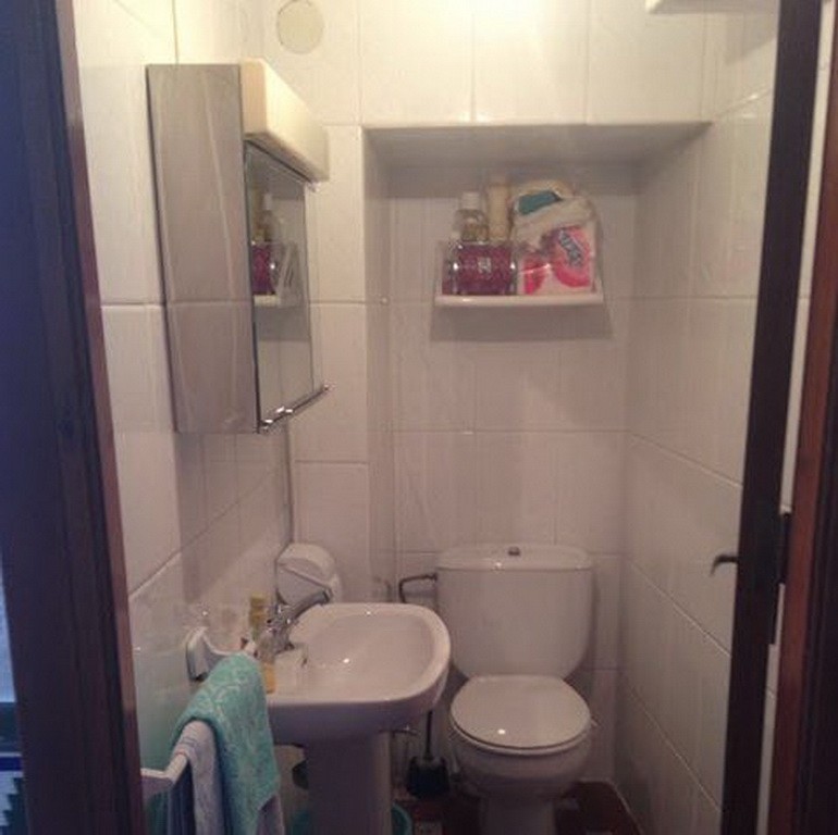 Town House – Baza