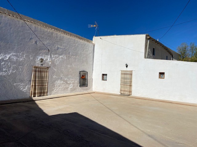 Cave House – Puente Arriba