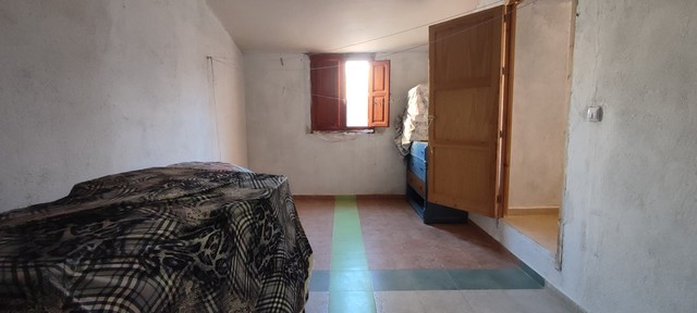Village Property – Seron