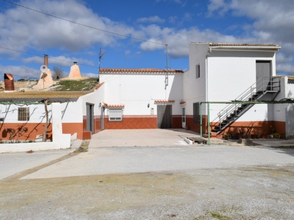 Cave House – Cuevas del Campo