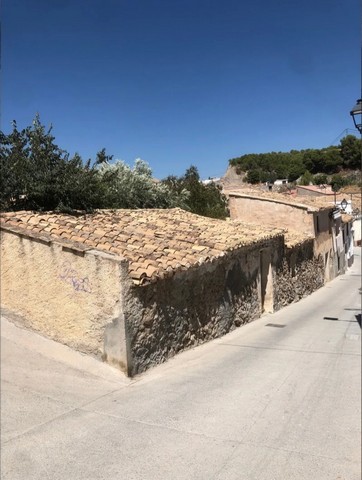 Village Property – Bayarque