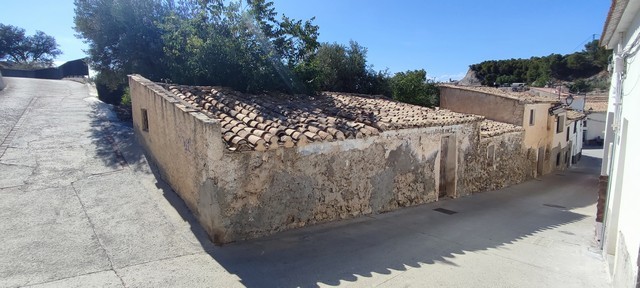 Village Property – Bayarque