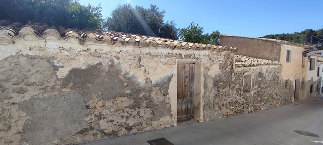 Village Property – Bayarque