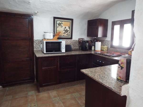 Cave House – Los Olivos