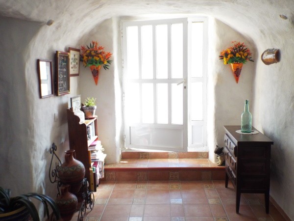 Cave House – Los Olivos
