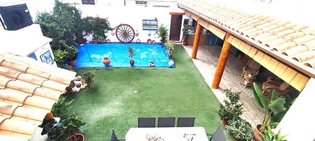 Village Property – Albanchez