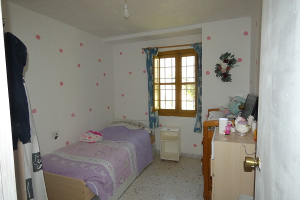 Village Property – Castillejar
