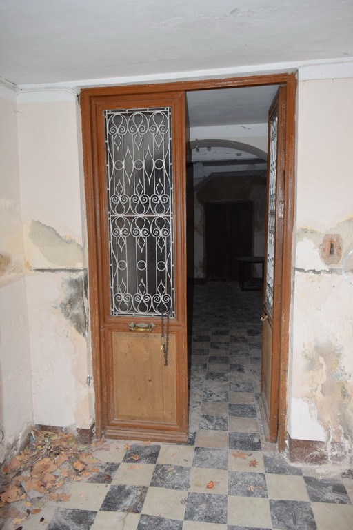 Town House – Baza