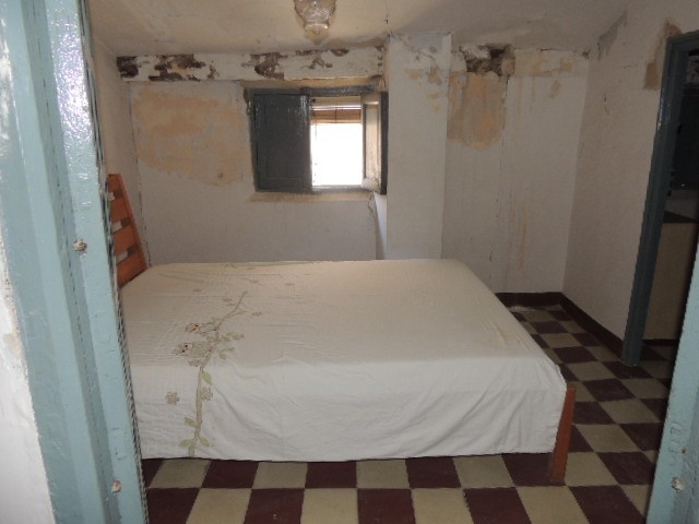 Town House – Baza