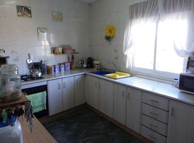 Village Property – Seron