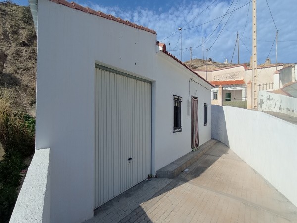 Village Property – Villanueva de las To