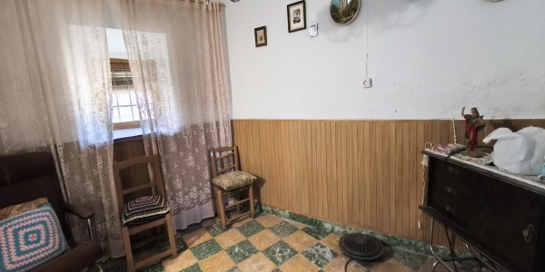 Village Property – Fontanar