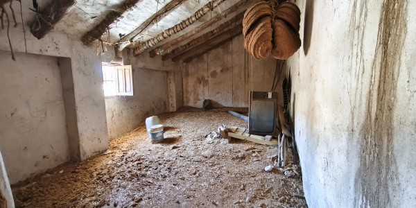 Village Property – Fontanar