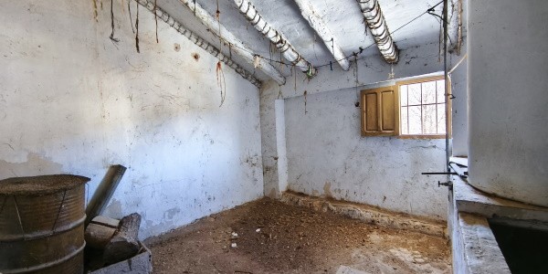 Village Property – Fontanar