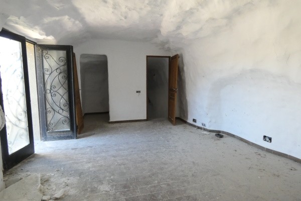 Cave House – Galera