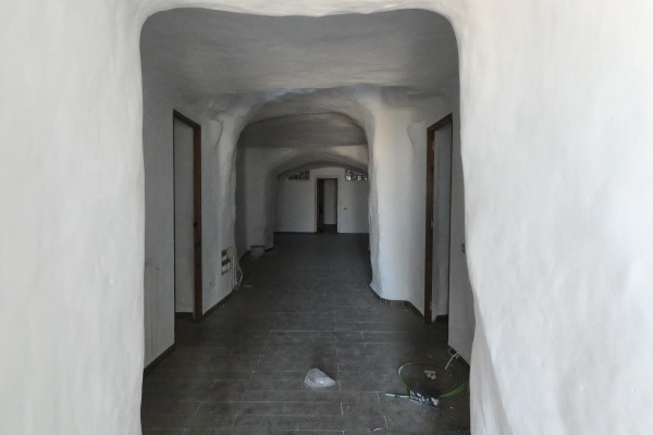 Cave House – Galera