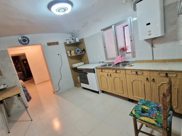 Cave House – Galera