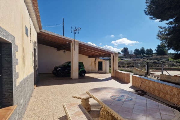 Cave House – El Margen