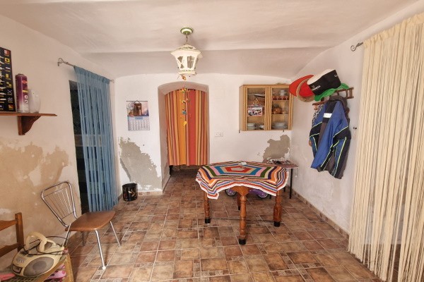 Cave House – El Margen