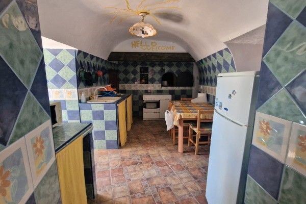 Cave House – El Margen