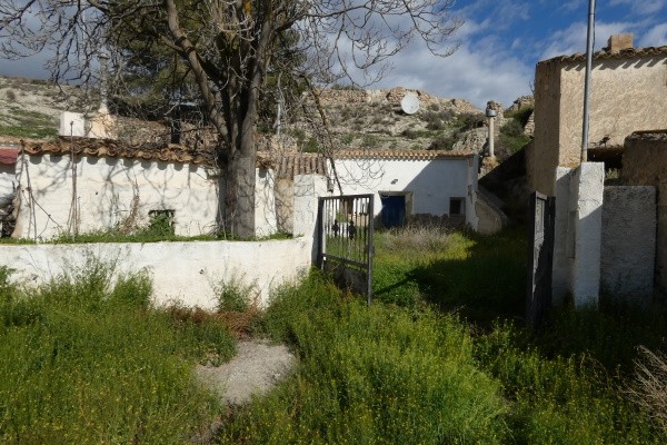 Cave House – Galera