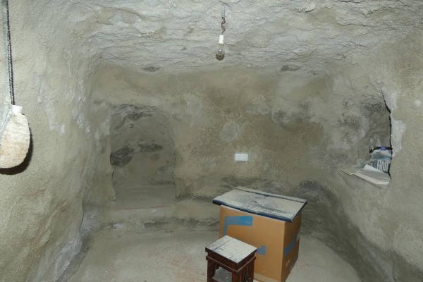 Cave House – Galera